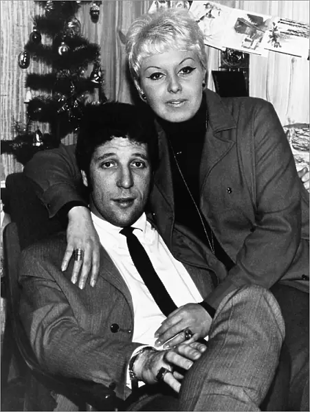 Singer Tom Jones spends Christmas at home in Wales with wife Melinda after hearing that