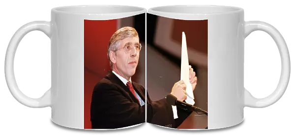Labour party Conference 1998 Home Secretary Jack Straw delivers his speech to