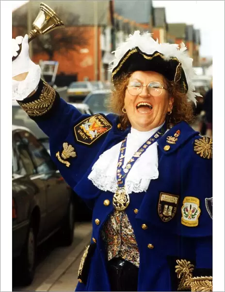 Town Criers - Oyez, Oyez, Newports first lady town crier for 200 yrs