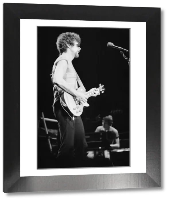 Framed Print : Print of Jeff Lynne performing at the Birmingham NEC in 1981 Framed Print : Print of Jeff Lynne performing at the Birmingham NEC in 1981