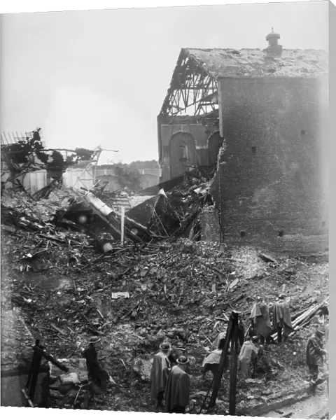 Bomb damage to central Hull following a heavy Luftwaffe raid on Hull