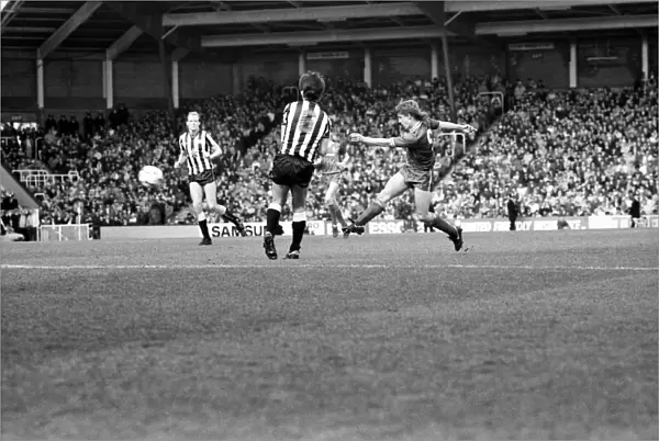 Liverpool v. Newcastle. April 1985 MF21-02-069 The final score was a Three one