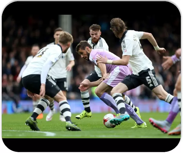 Sa in Action: Fulham vs. Reading - Sky Bet Championship Showdown at Craven Cottage