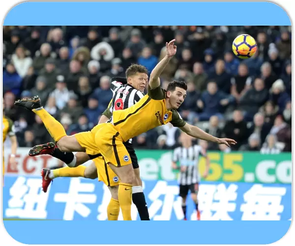 Dunk vs. Gayle: Intense Battle Between Newcastle and Brighton Defender and Forward in Premier League Clash (30DEC17)