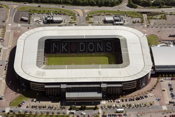 Stadium MK 33118_025