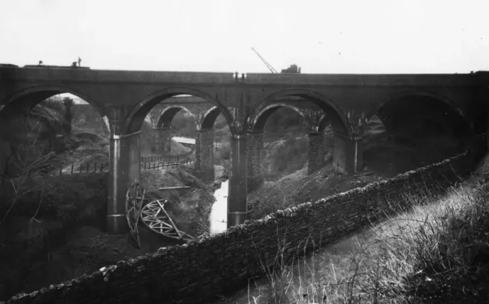 Framed Print : Gwaun-cae-Gurwen Viaduct Print, c. 1920s Framed Print : Gwaun-cae-Gurwen Viaduct Print, c. 1920s