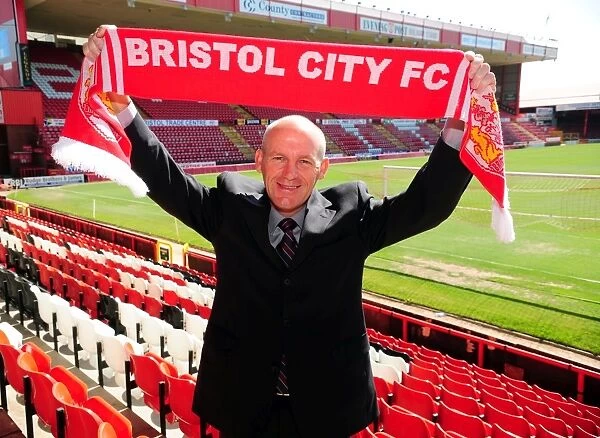 Bristol City 180310. New Bristol City Manager Steve Coppell - - 22 / 04 / 2010