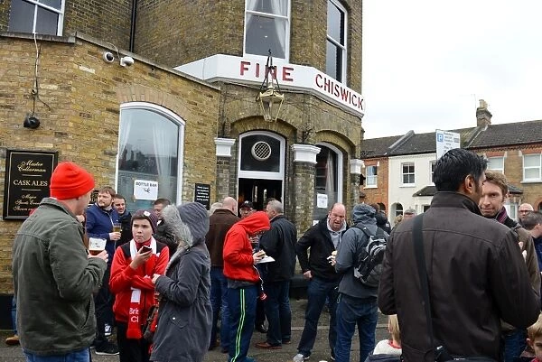 Bristol City Fans Unite at The Griffin Pub Before Brentford Showdown, Sky Bet Championship 2016