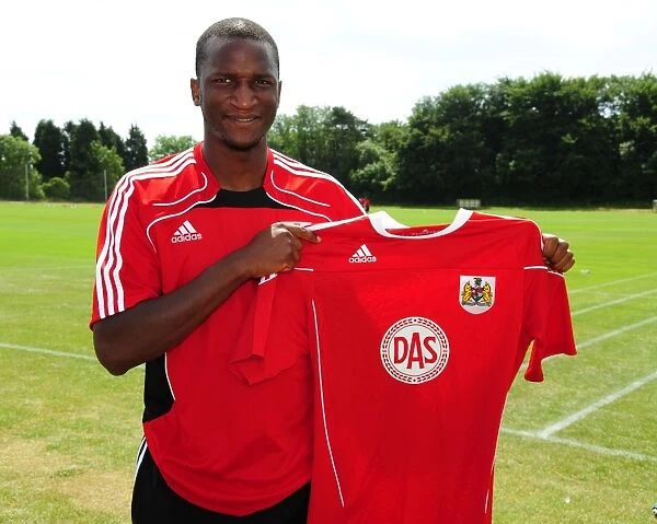 Bristol City FC: New Signing Kalifa Cisse Gears Up for the New Season at Intense Pre-Season Training