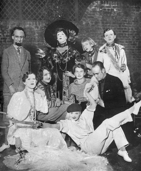 Framed Print of The Bright Young People at a 1927 Party Print. Framed Print  from Mary Evans