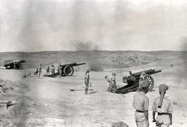British 60-pounder guns in action, Samarra, WW1