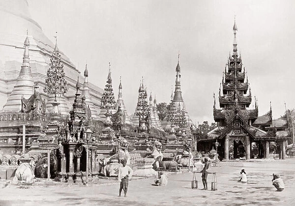 Burma Myanmar Rangoon Yangon Shwedagon pagoda