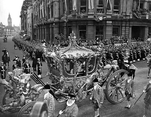 Coronation 1953, Queen Elizabeth II in golden State coach