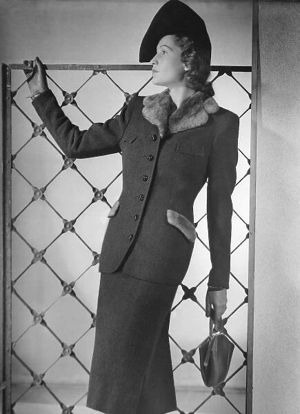 Costume  /  Fake Fur C. 1940