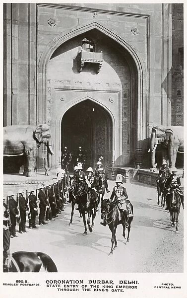 The Delhi Coronation Durbar - King Emperor at Kings Gate