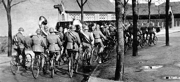 Dutch Bicycle-Mounted Band, 1937
