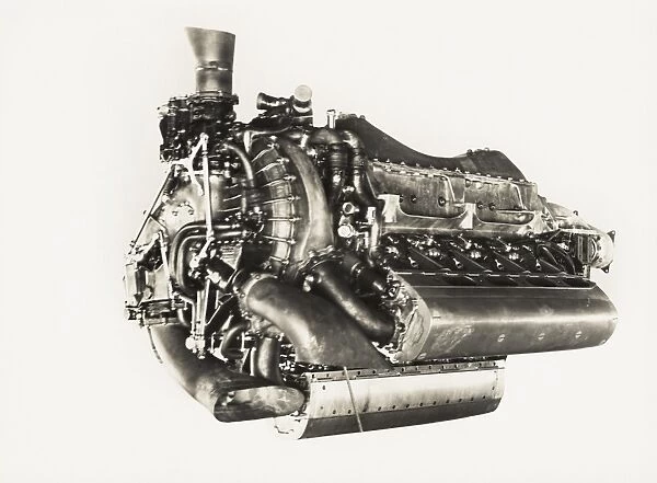 Lion VIID engine with double reduction gear