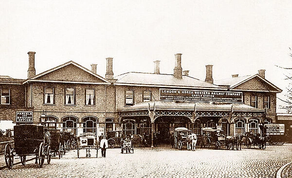 Northampton Castle Railway Station LNWR early 1900s