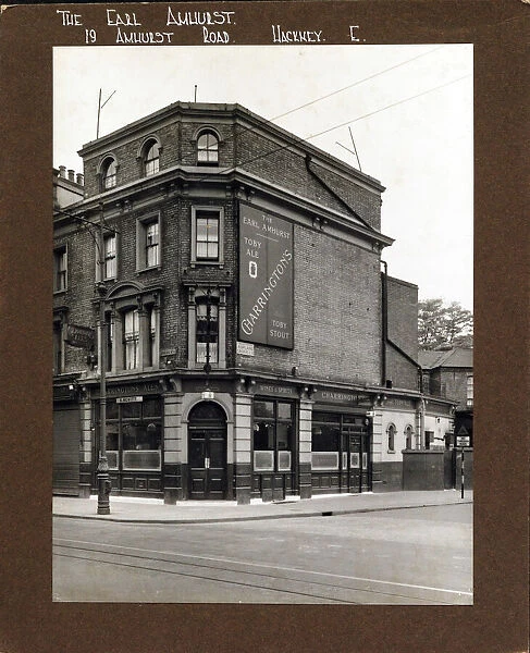 Photograph of Earl Amhurst PH, Hackney, London