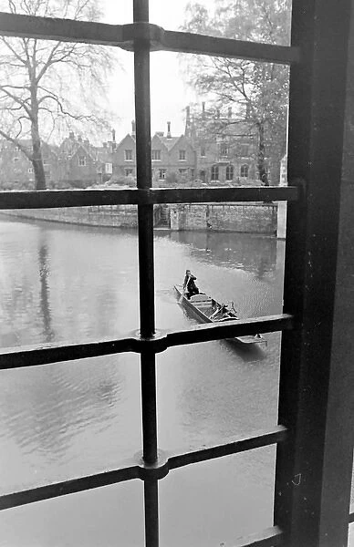 Punting on the river, Cambridge University