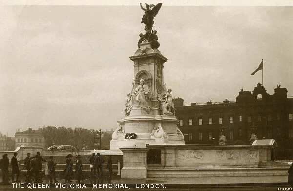 Queen Victoria Memorial, Buckingham Palace, London