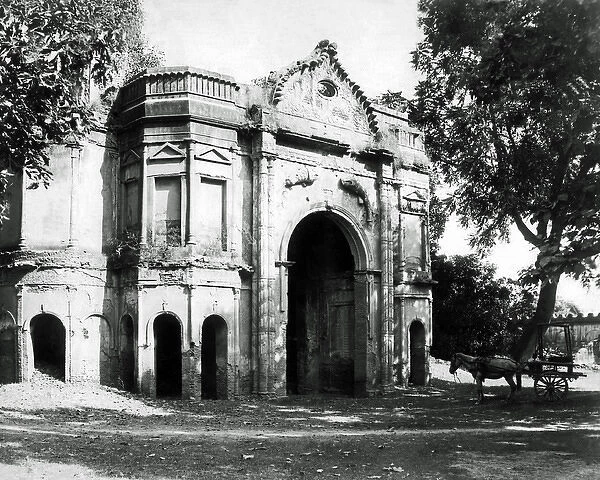 Secundra Bagh Gate, Lucknow, Uttar Pradesh, India