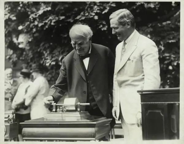 Thomas Edison Phonograph 1877