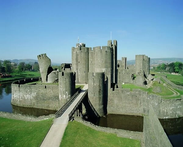 Caerphilly Castle, Glamorgan, Wales, UK, Europe