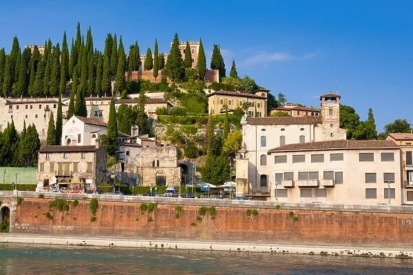 Colle San Pietro, River Adige, Verona, UNESCO World Heritage Site, Veneto, Italy, Europe