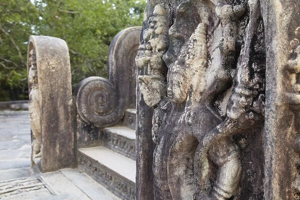 Guardstones at Vatadage, Quadrangle, Polonnaruwa, UNESCO World Heritage Site, North Central Province, Sri Lanka, Asia