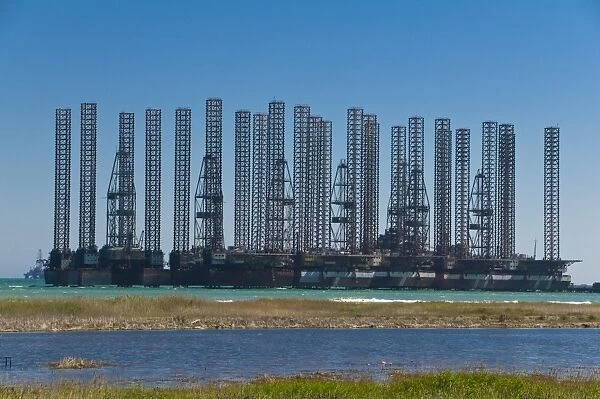 Offshore oil rigs at the Baku Bay, near Baku, Azerbaijan, Central Asia, Asia