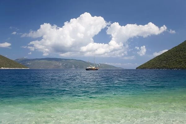 View across Antisamos Bay, Sami, Kefalonia (Kefallonia, Cephalonia), Ionian Islands, Greek Islands, Greece, Europe