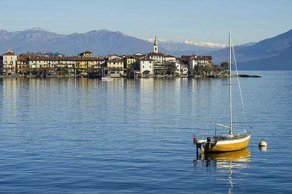 Fisherman island and its surroundings. Borromean islands, Lake Maggiore, Italy