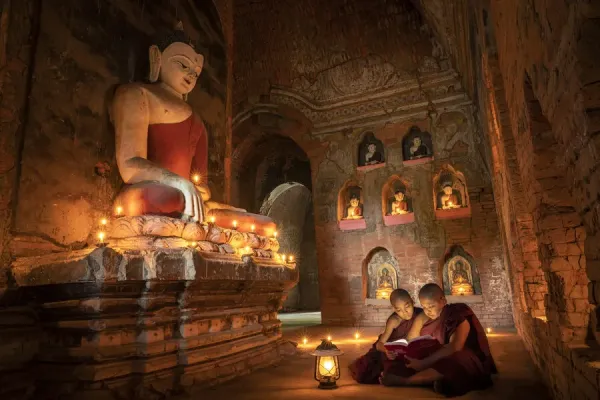 https://www.mediastorehouse.com/p/251/novice-monks-studying-inside-temple-big-buddha-20341785.jpg.webp