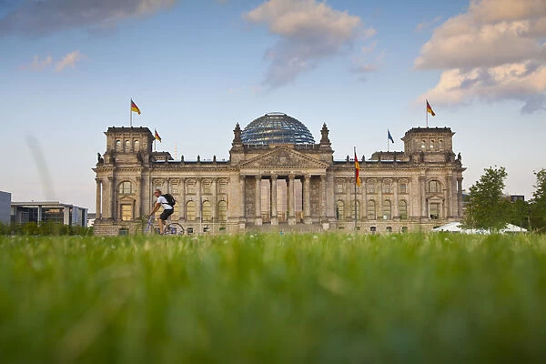 Reichstag (Deutscher Bundestag  /  Parliament Bldg), Berlin, Germany