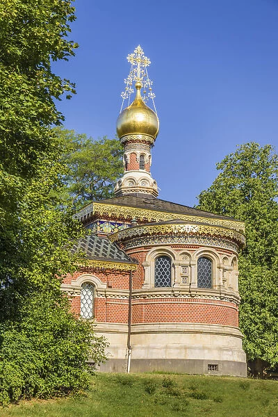 Russian chapel in the spa gardens of Bad Homburg vor der Hohe, Taunus, Hesse, Germany