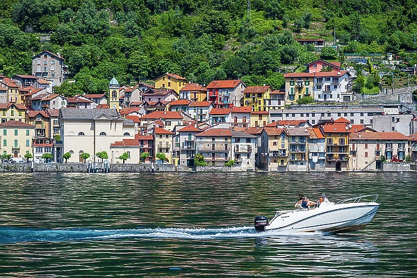 Scenic view of Lake Como, Lombardy, Italy