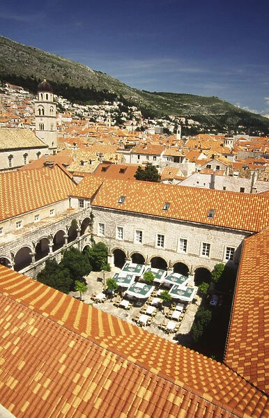 20080945. CROATIA Dalamatia Dubrovnik Vew of the old city from the curtain wall