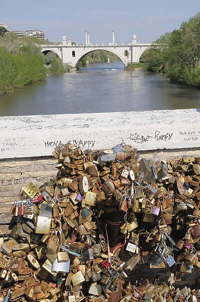 Italy, Lazio, Rome, views from Ponte Milvio with locks