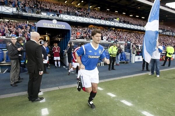 Brian Laudrup's Epic Run-Out: Rangers Legends vs. AC Milan (1-0) at Ibrox Stadium