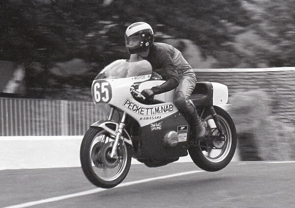 Asa Moyce (P&M Kawasaki) 1977 Formula One TT