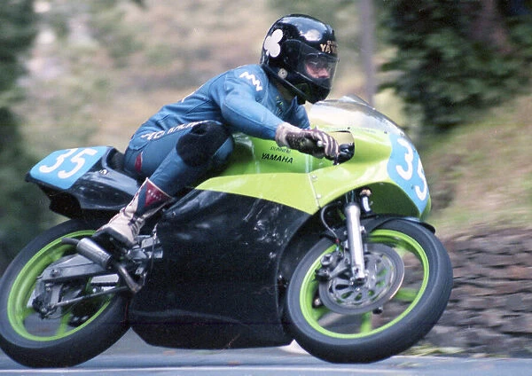 Richard Goodwin (Yamaha) 1990 Junior Manx Grand Prix