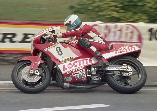 Steve Cull (Yamaha) 1986 Formula One TT