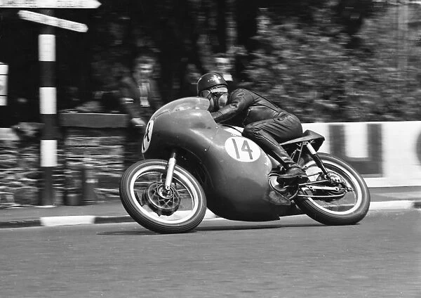 Tony Godfrey at Quarter Bridge: 1962 Senior TT