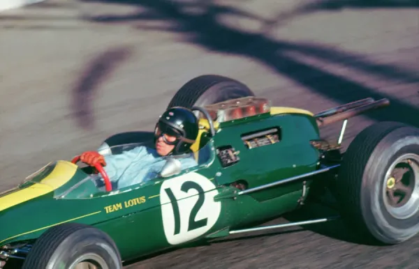 Lotus 25 Print: Jim Clark at Monaco Grand Prix 1964. Art Prints