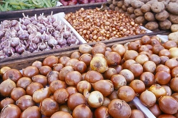 Brazil, Rio de Janeiro, onions, garlic and other produce for sale at market, near Ipanema Beach