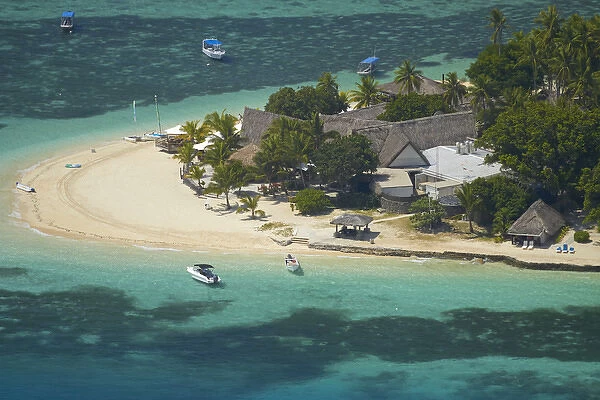 Castaway Island Resort, Castaway Island, Mamanuca Islands, Fiji, South Pacific - aerial