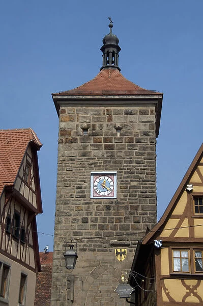 Germany, Rothenburg, Plonlein area (Little Square). Siebersturm (Siebers Tower) c. 1385