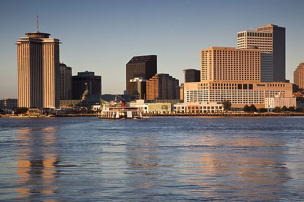 USA, Louisiana, New Orleans. Skyline and the Mississippi River from Algiers, morning