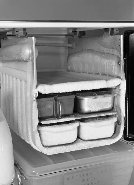 https://www.mediastorehouse.com/p/497/freezer-1942-ice-trays-american-freezer-13634881.jpg.webp
